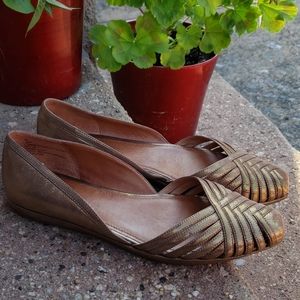 FRYE Clementine Side Dip Skimmer Flat